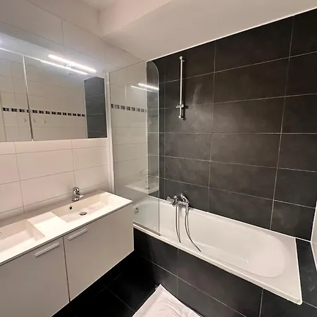 Cosy 2 Bedroom Apartment In City Center Brussel Buitenkant foto